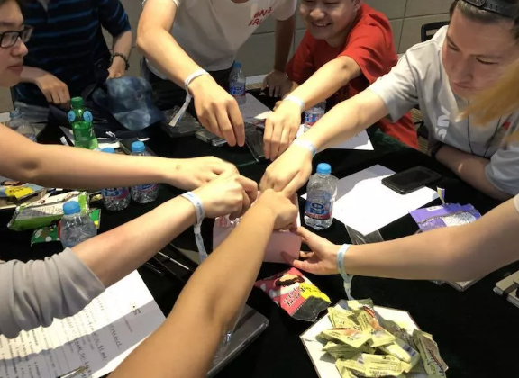 “倾听、交流、分享”2018鸿运国际学院夏季校友会(图11)